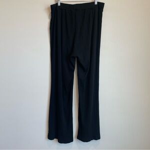 Gap women’s black casual pants Size: XL